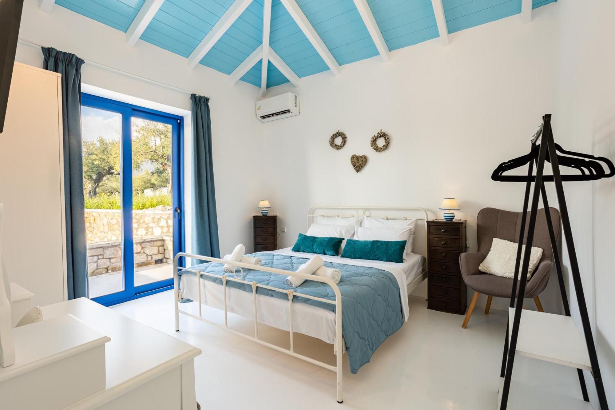 Mani Holiday House Kotronion  外观 照片